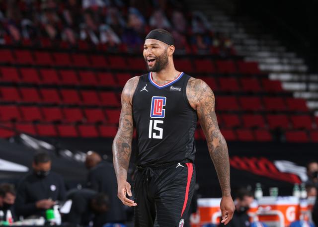 候对球员的 候对球员的