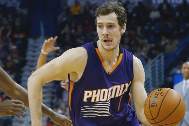 阿斯拉尼受 阿斯拉尼受