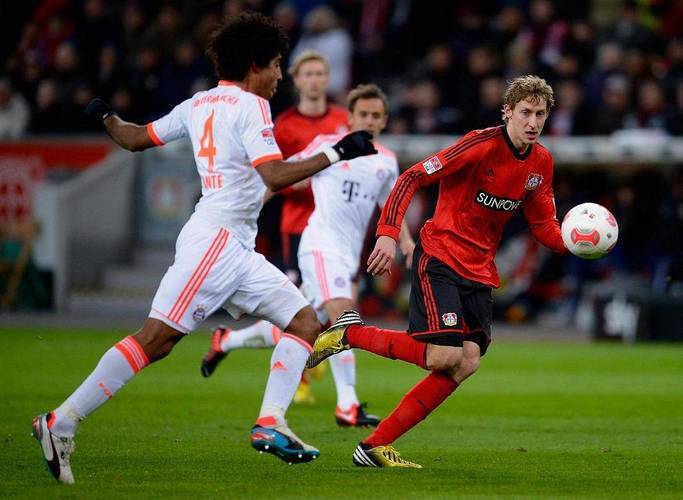 湖人正式报价步行者，詹姆斯激动落泪，顶级冠军前锋加盟洛杉矶