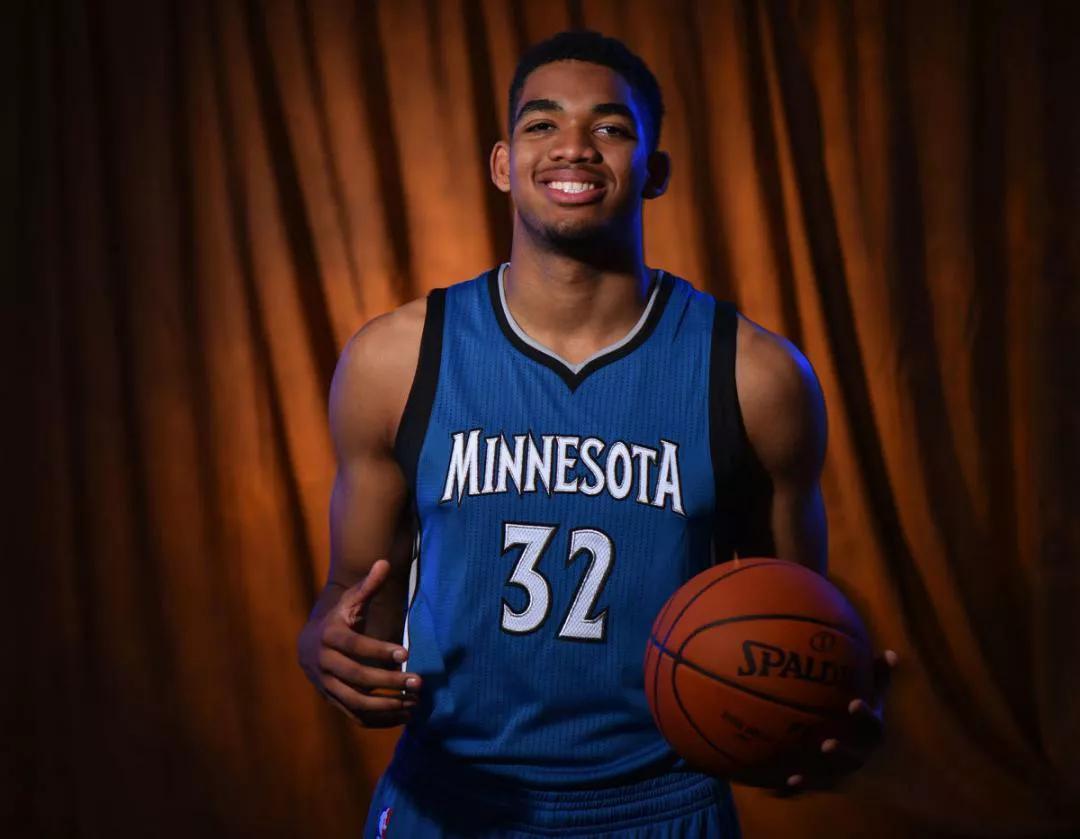 球员都对他 球员都对他