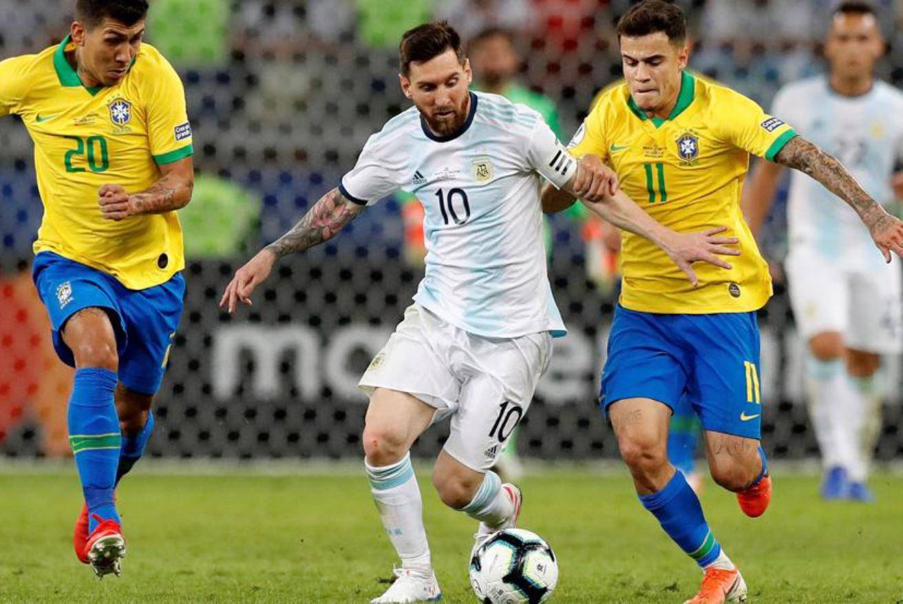 体育山东姐妹花王思雨 李缘为球迷送祝福