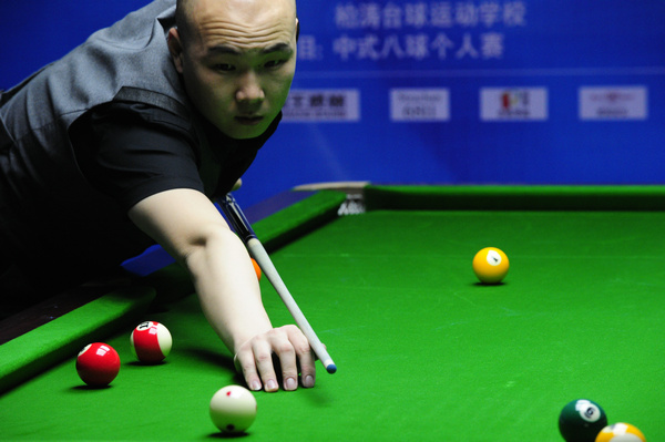 拉波尔塔：有人无法在场上击败巴萨，就企图通过场外攻击达成目的.