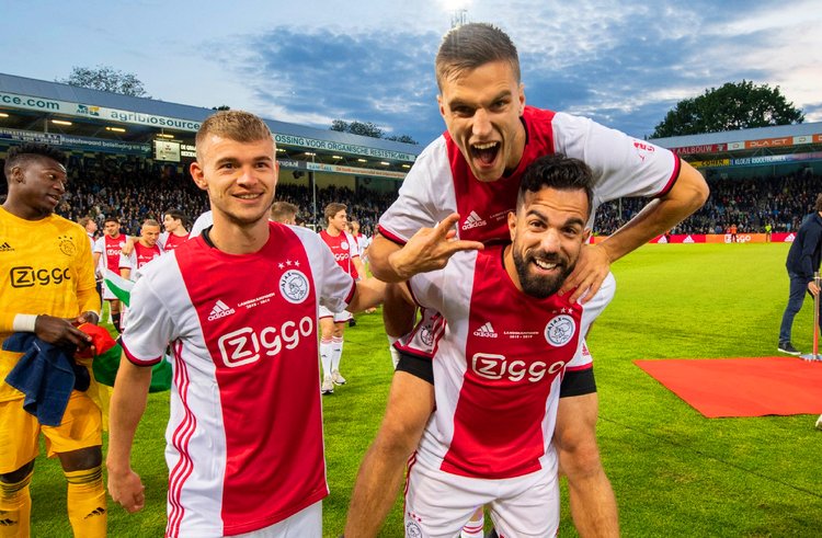 体育亚冠：横滨水手2-1卡雅 升至头名